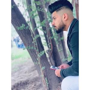 Meet your Posher, Taha